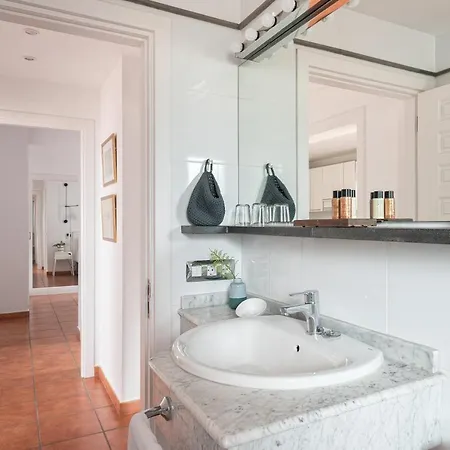 Superior H - Ad Alberto Dorner 아파트 이코드레로스비노스